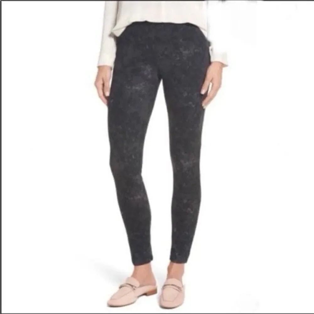 Spanx Jean-ish Ankle Leggings in Black Acid Wash Large